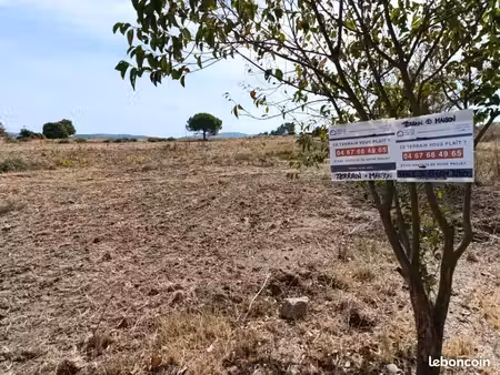 terrain 335 m² poussan