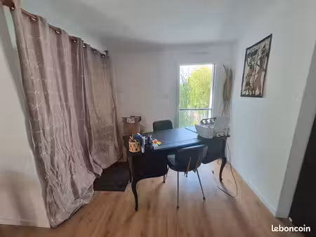 maison 82 m2. garage. possibilité 102m2