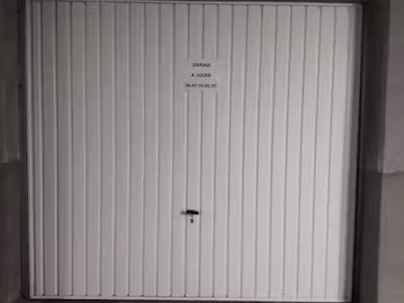 a louer garage 15 m²