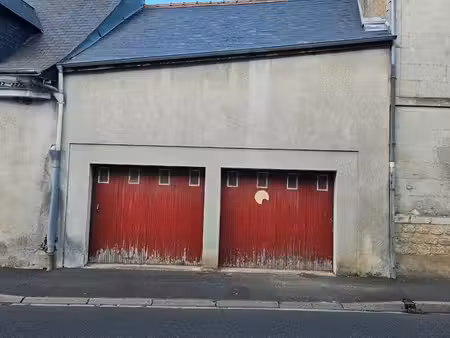 garage double à vendre – centre de cléré-les-pins – 15 000