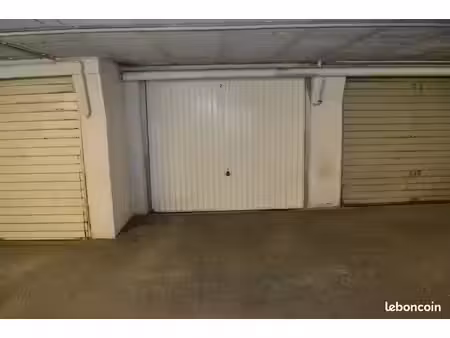 garage/box docteur calmette