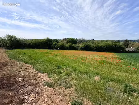 terrain montrevel