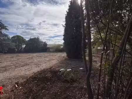 terrain 1 500 m² cenon