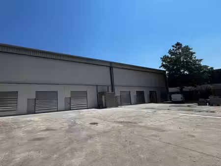 local d'activite 101 m² fontaine