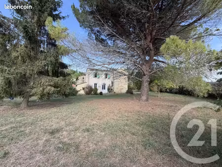 maison 7 pièces 151 m²