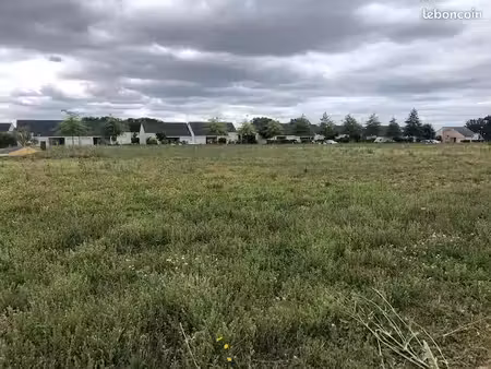 terrain 1 000 m² bourgueil