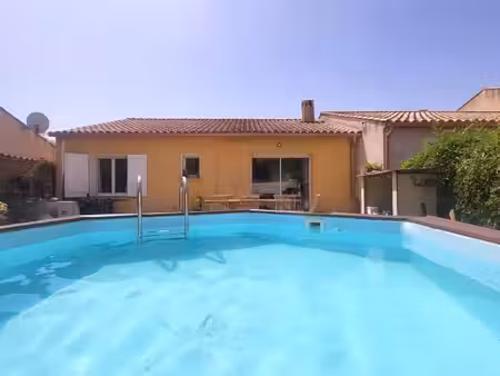 villa 4 pièces 80 m²