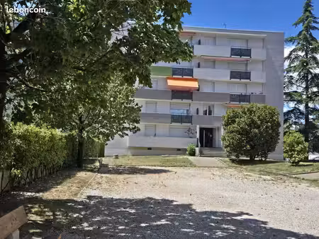 appartement 4 pièces 75 m²