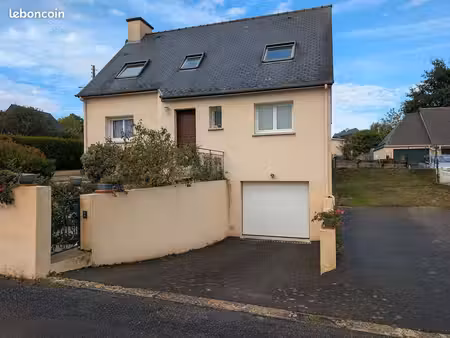 maison familiale non mitoyenne de 5 chambres à saint-maugan