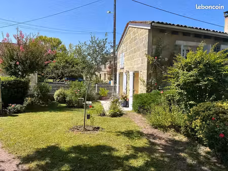 maison en pierre de caractère 160 m² | jardin arboré  dépendances et cadre paisible à peuj
