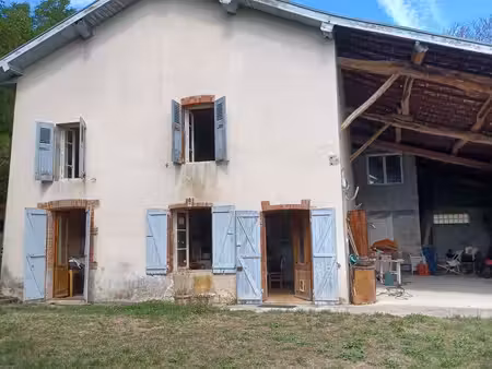 maison ancienne à vendre avec terrain 1322 m²  puit et four banal