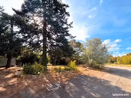 terrain 2 279 m² saint caprais de bordeaux