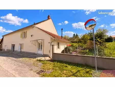 propriété 6 pièces 142 m²