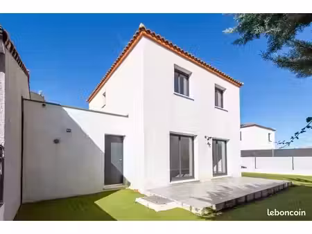 maison de 2020  3 chambres  garage et jardin