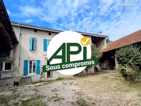 propriété 4 pièces 102 m²