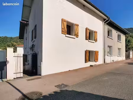 maison de village 4 pièces 96 m²