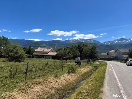 terrain 608 m² lumbin