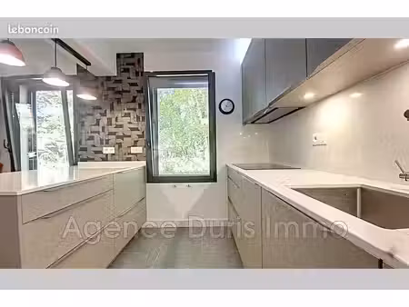 appartement 3 pièces 84 m²