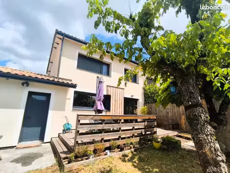 maison 5 pièces 110m²