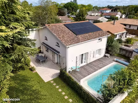 maison 7 pièces 200 m²