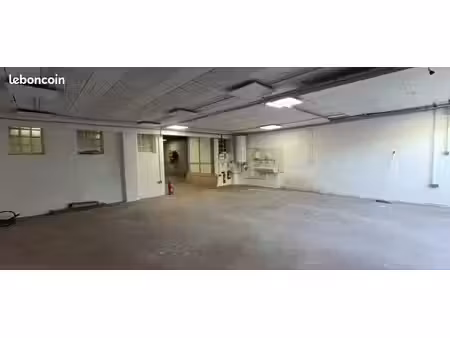 local 115 m² balbigny