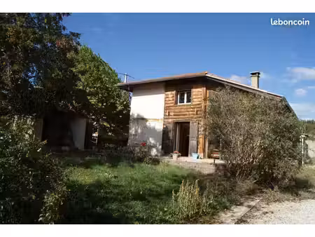 maison ancienne atypique – 124 m² habitables sur terrain constructible de 2 373 m² et gran