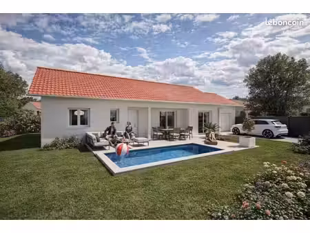 maison 3 pièces 80 m²