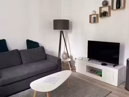 maisonnette de ville t2 meublée 36 m² avec cour privative (30 m²) & buanderie – formule to