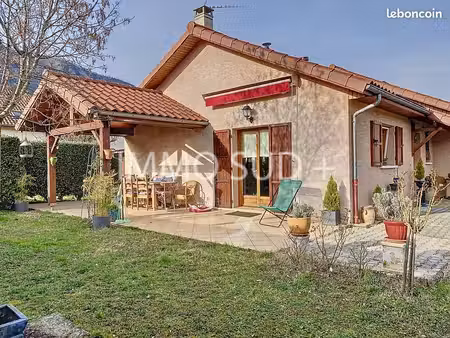 maison 4 pièces 81 m²