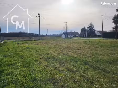 terrain 675 m² cormeray