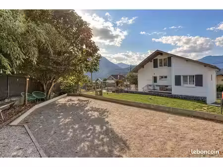 maison 5 pièces 92 m²