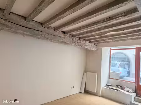 à louer pour la route du rhum 2026 – magasin de 34 m² en plein cœur de saint-malo