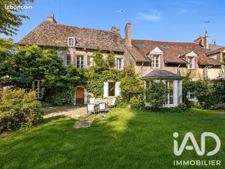 maison 11 pièces 224 m²