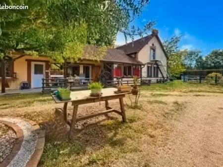 magnifique maison style longère avec beaucoup de charme