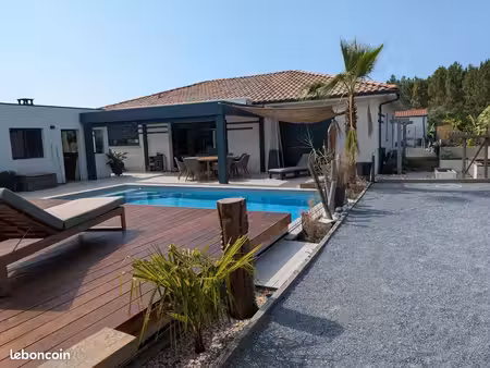 maison 6 pièces 150m2