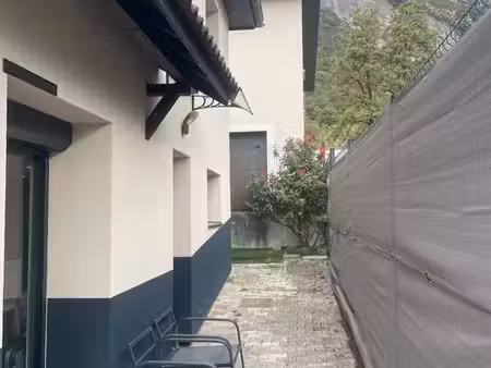 appartement t2 avec terrasse privative