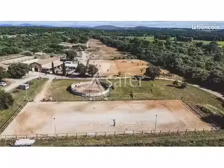 propriété 5 pièces 120 m²