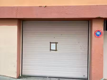 vends garage fermé 45m2 - secteur chavanelle