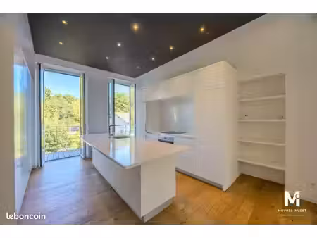 maison de ville 6 pièces 183 m²