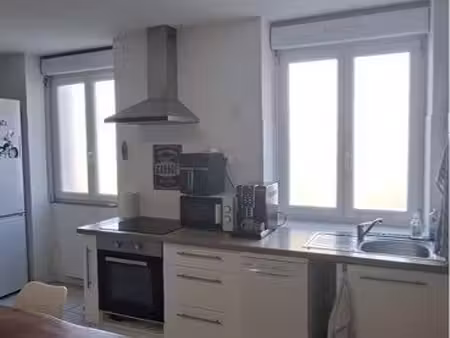 loue appartement t3 à etauliers
