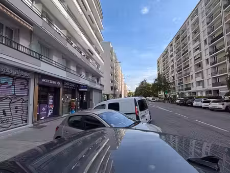 à vendre – fonds de commerce + local commercial meublé – grenoble