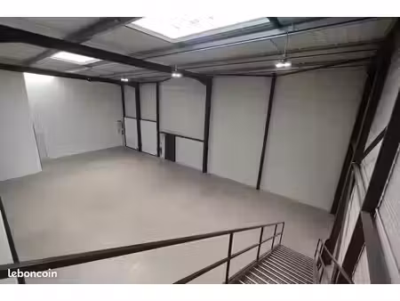 local d'activite 280 m² vaulx milieu