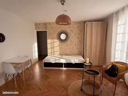 studio meublé