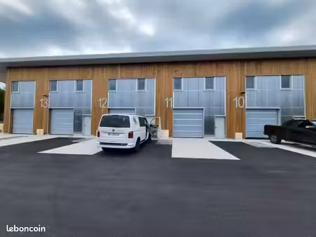 dépot à louer
