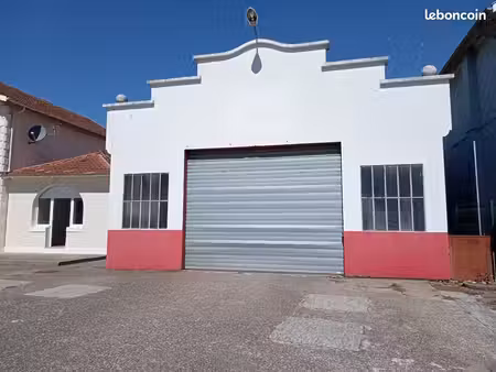 local commercial 200 m²