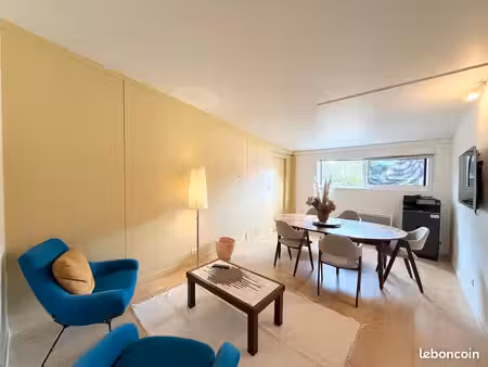 local à louer dans la zone pédébert  81m2