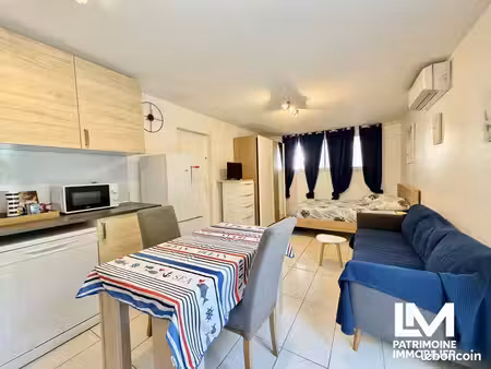 studio 1 pièce 28 m²
