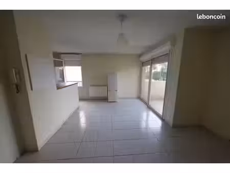 appartement t2  41 m2 proche commodites