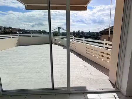 appartement t3 avec vue sur la garonne