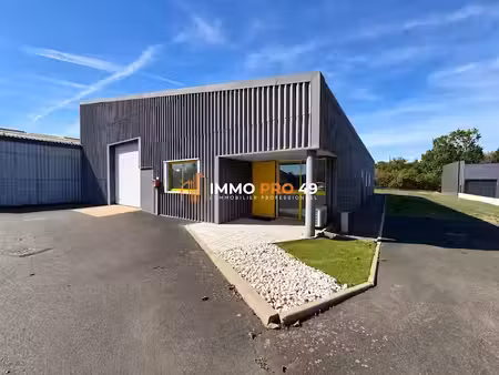 location locaux professionnels 0 pièces 400 m² à saint-christophe-du-bois (49280)  1 817 €